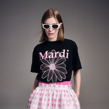 Load image into Gallery viewer, MARDI MERCREDI Tshirt Flowermardi Black Pink