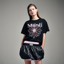 Load image into Gallery viewer, MARDI MERCREDI Tshirt Flowermardi Black Pink