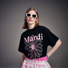 Load image into Gallery viewer, MARDI MERCREDI Tshirt Flowermardi Black Pink
