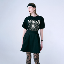 Load image into Gallery viewer, MARDI MERCREDI Tshirt Flowermardi Black Cream
